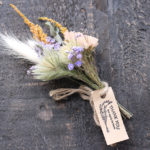 結婚式のプチギフトに。今人気のドライフラワーブーケをどうぞ。