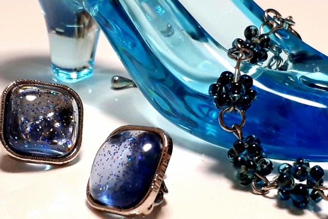 【ブライダルのこと】2020年のカラークラシックブルー。サムシングブルー